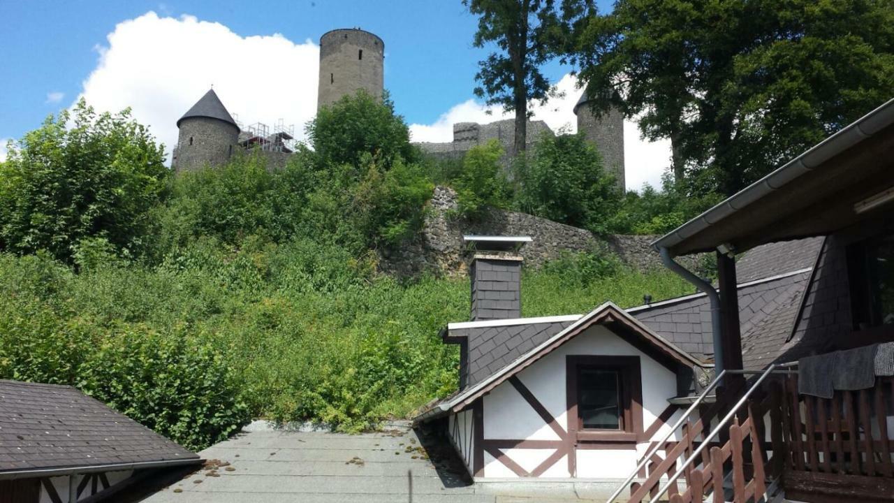 فندق Df Am Ring Nuerburg نوربرغ المظهر الخارجي الصورة